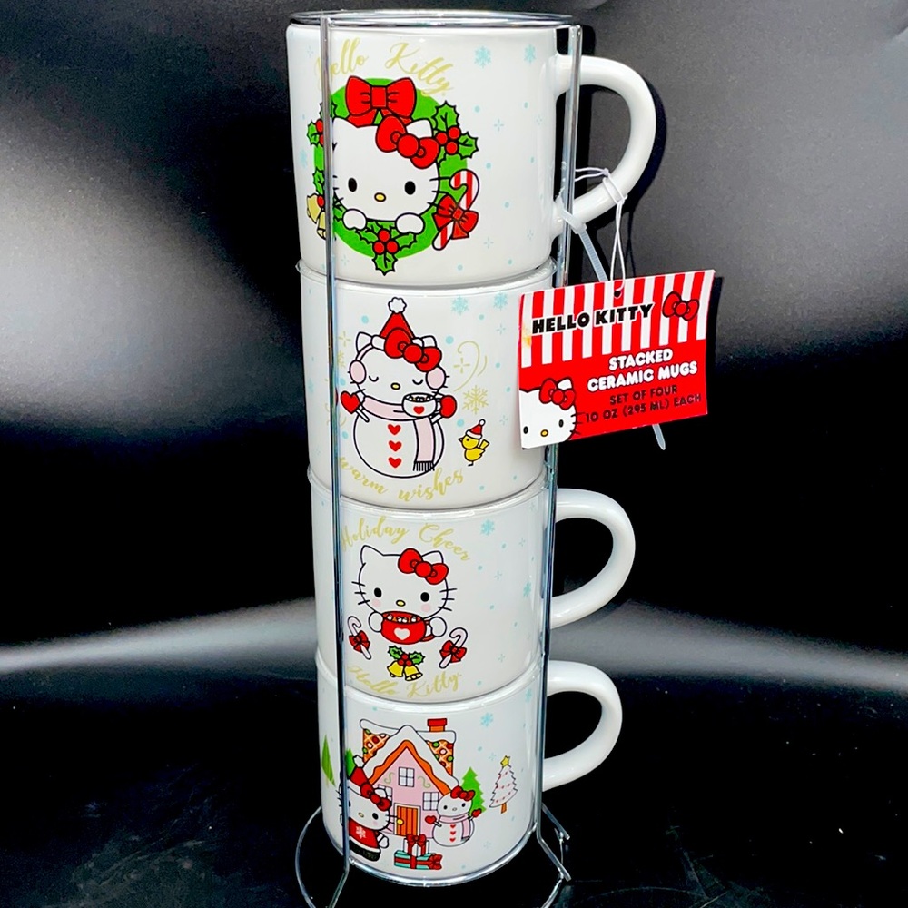 Holiday SALE 🎁⬇️ Hello Kitty Christmas stacked Mug Set